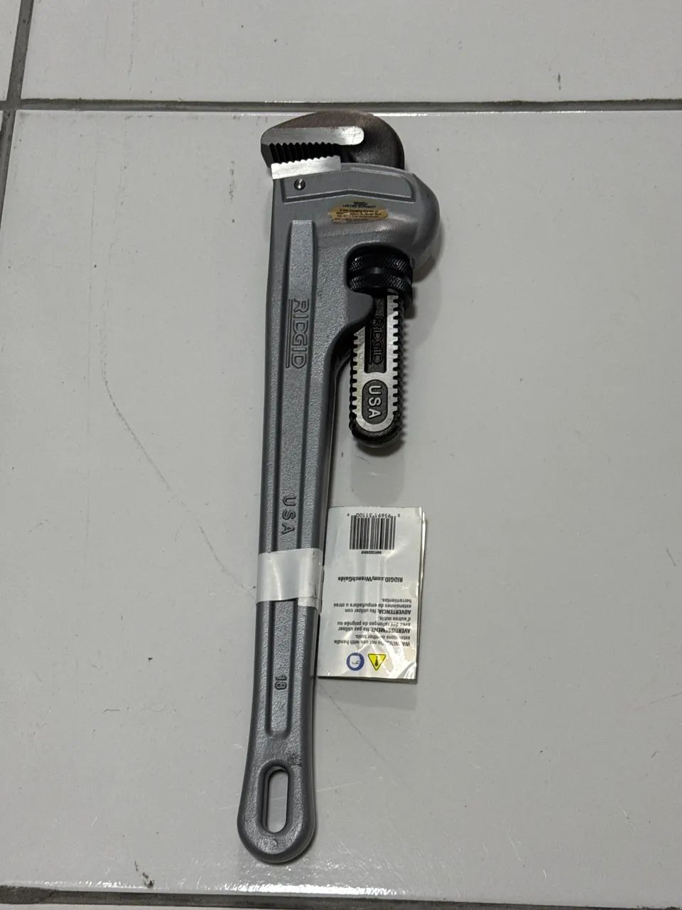 Chave Grifo Americana em Alumínio 18 Polegadas RIDGID Abertura Máxima 2-1/2 NOVA - Foto 2