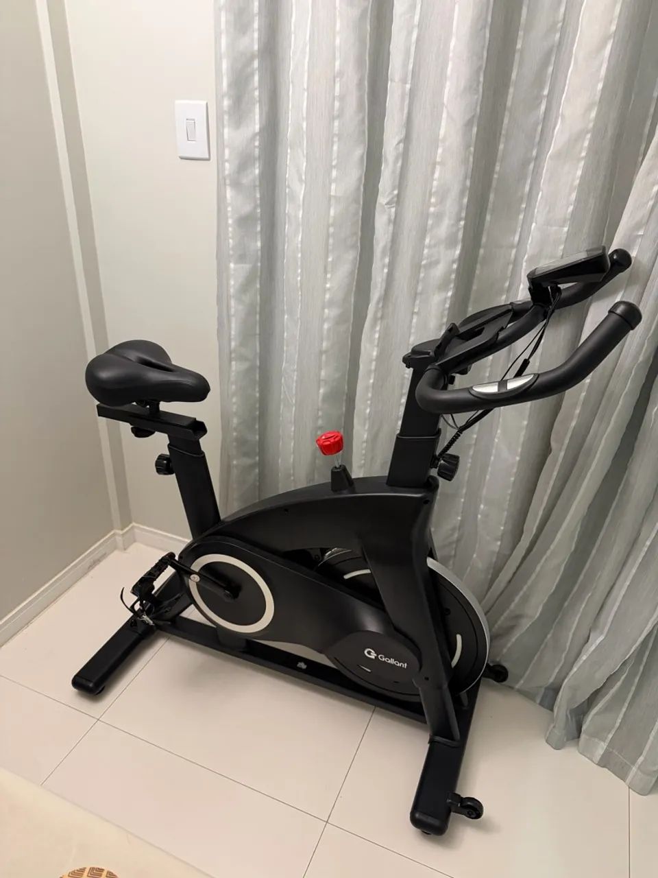 Vende-se Bicicleta Ergométrica Spinning Magnética Gallant Elite X - Foto 4