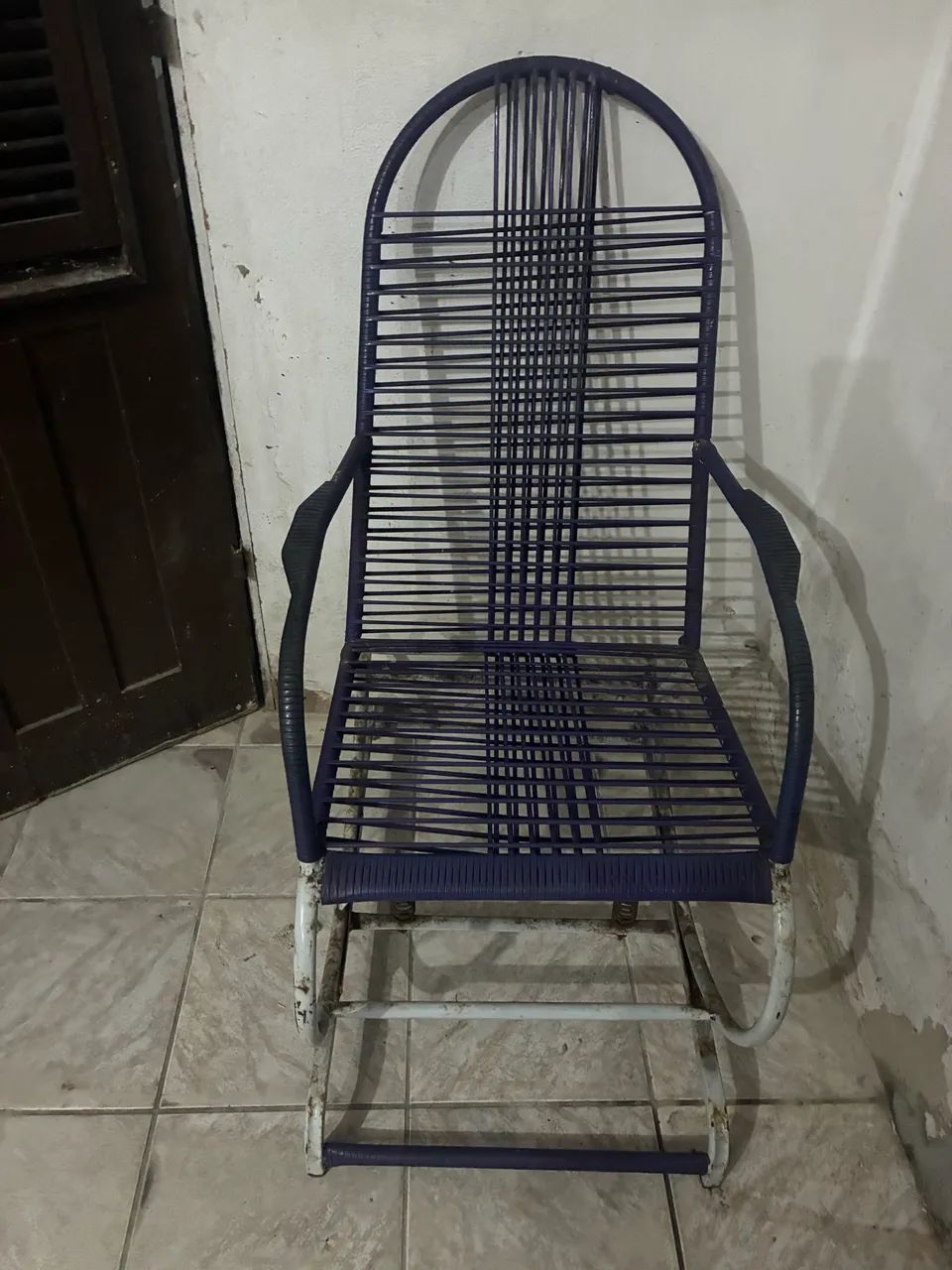 CADEIRA DE BALANÇO 130,00