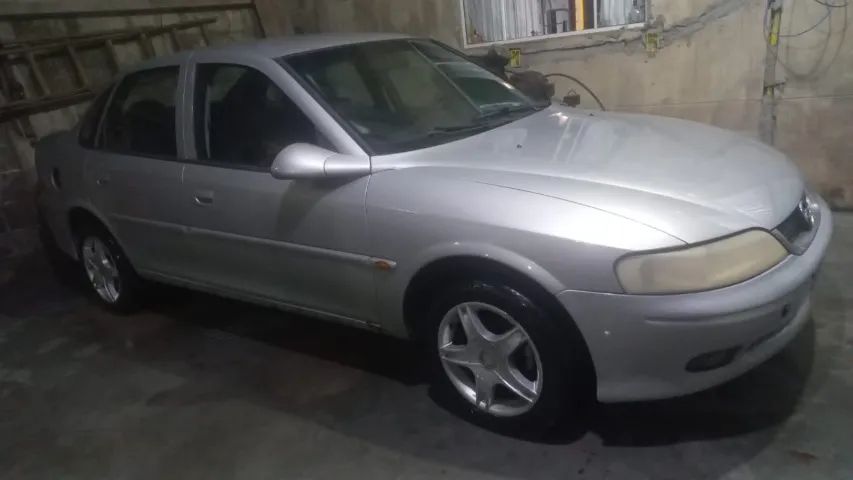 Chevrolet Vectra GLS/expres.2.2/ 2.0 E 2.0 CD 8V 2000 - Foto 4
