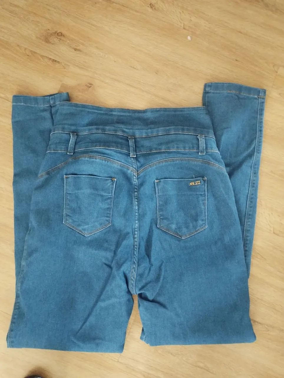 Calça feminina tamanho 44 - Foto 2