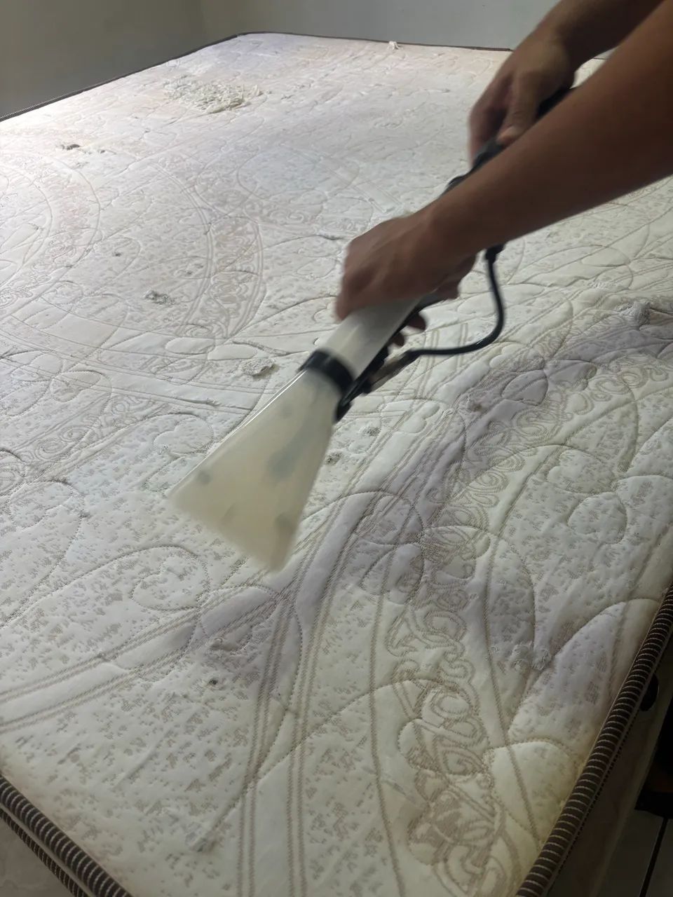 Higienização/lavagem a seco de estofados - Foto 2