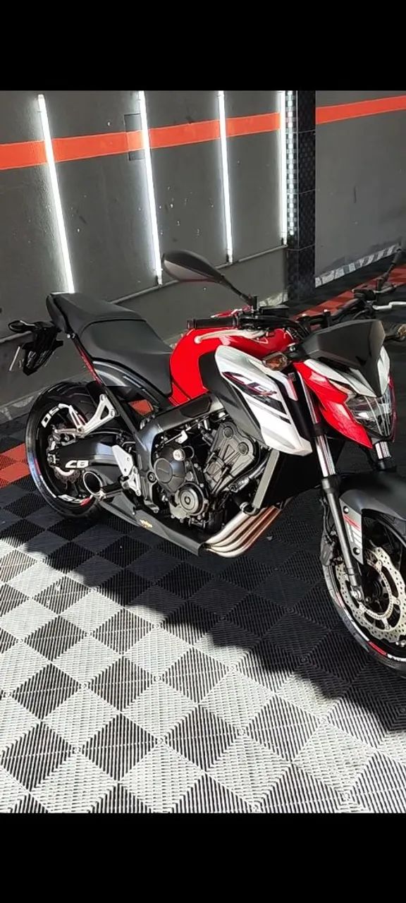 CB 650f ( A mais nova)