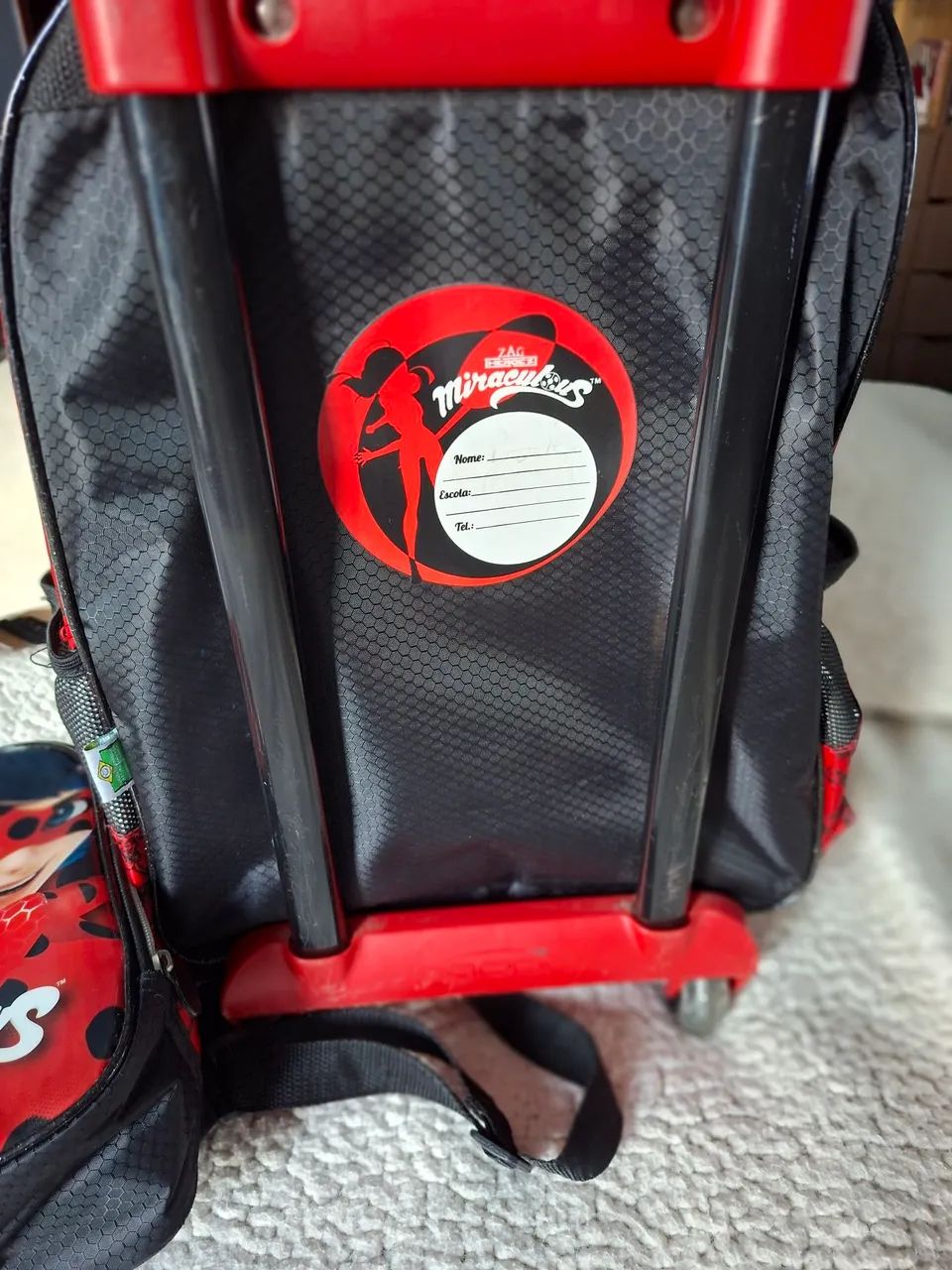 Kit mochila e lancheira ladybug - Foto 4