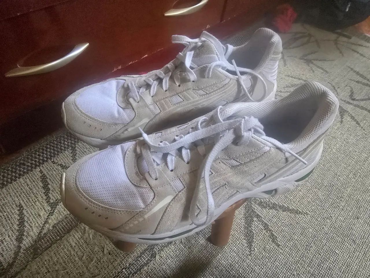Tenis Asics Tiger .