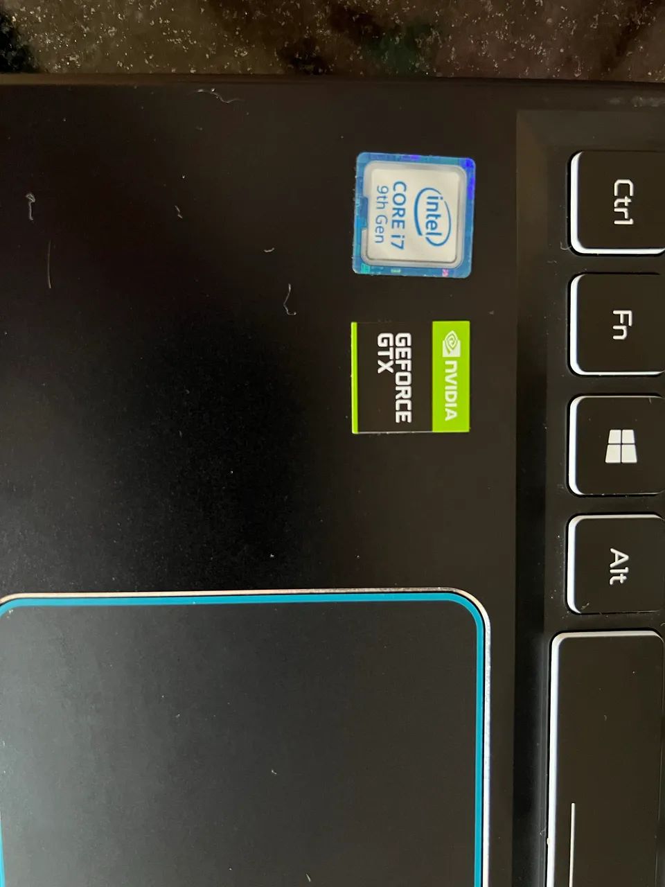 Acer Predator Helios 300  - Foto 2