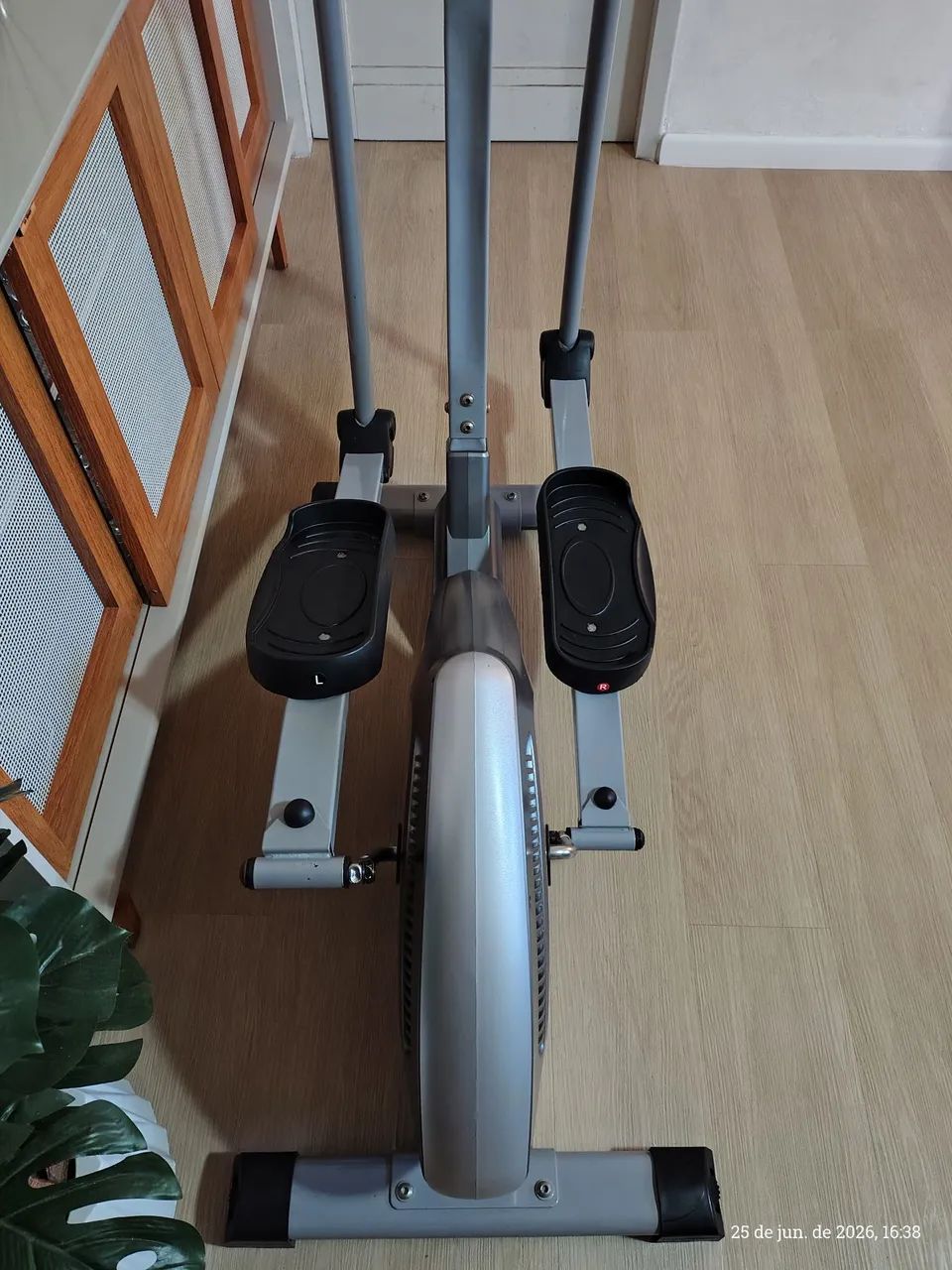 Elíptico Athletic 500E usado - Foto 4