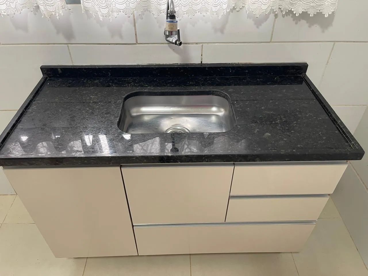 Gabinete de cozinha completo com pia de granito - Foto 2