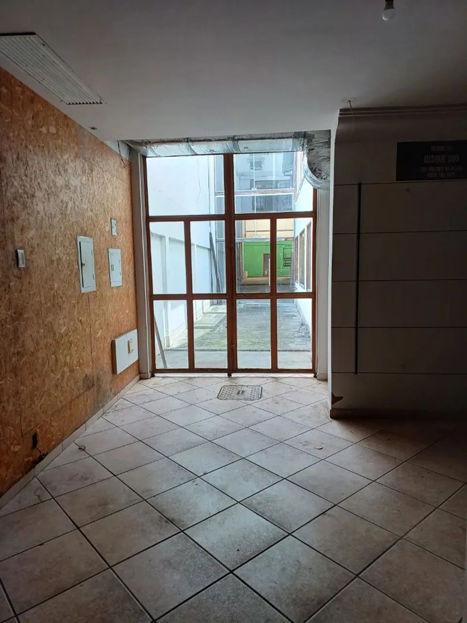 ALUGUEL SEM LUVAS!!! Prédio comercial, 1.500m², No bairro do Riachuelo - Foto 4