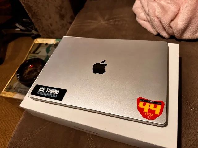 MacBook Pro 14