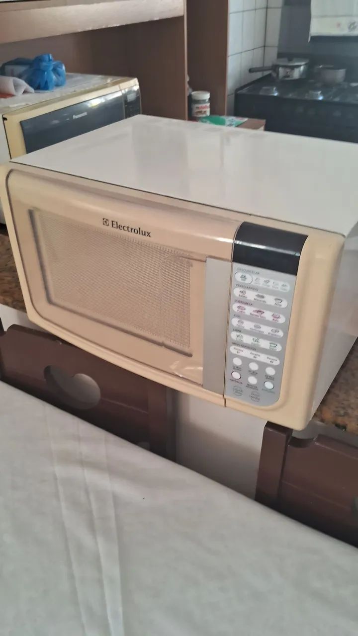 Micro-ondas Electrolux 23L