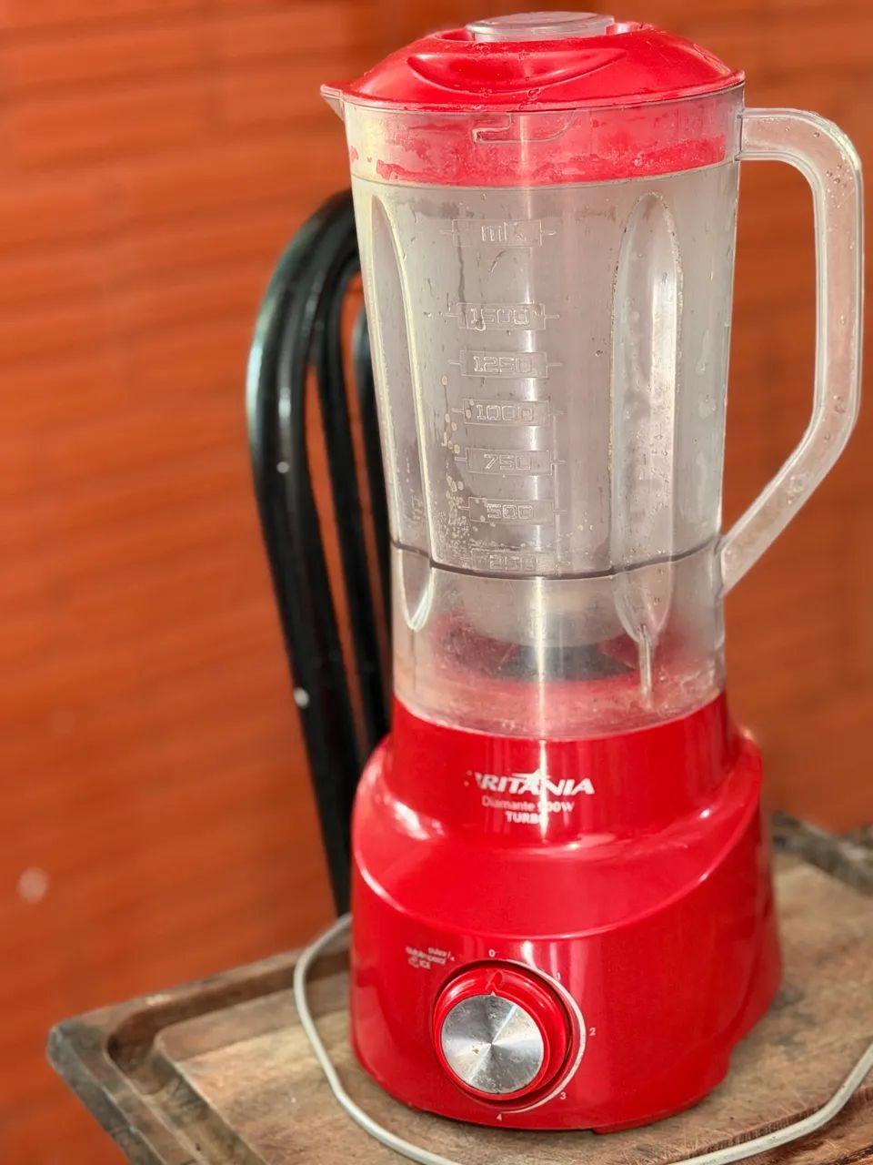 Vendo liquidificador usado em perfeito funcionamento 