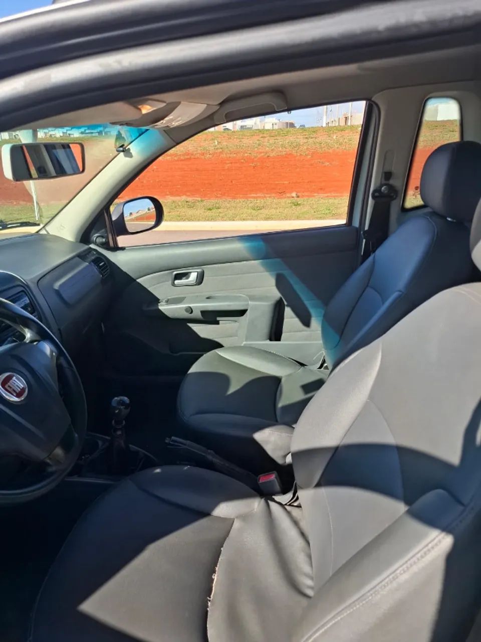 Fiat Strada Working 1.4 MPI Fire Flex 8V CE 2014 - Foto 5