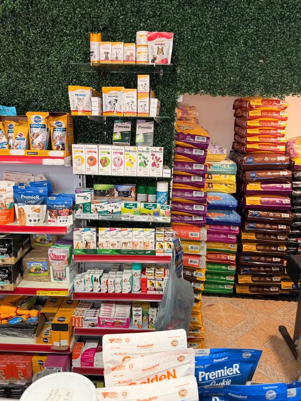 Passo loja de Ração em pleno funcionamento e com clientela - Foto 3