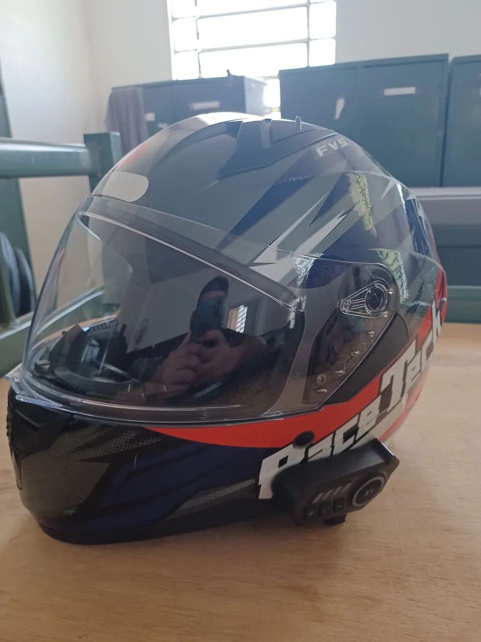 CAPACETE RACE TECH