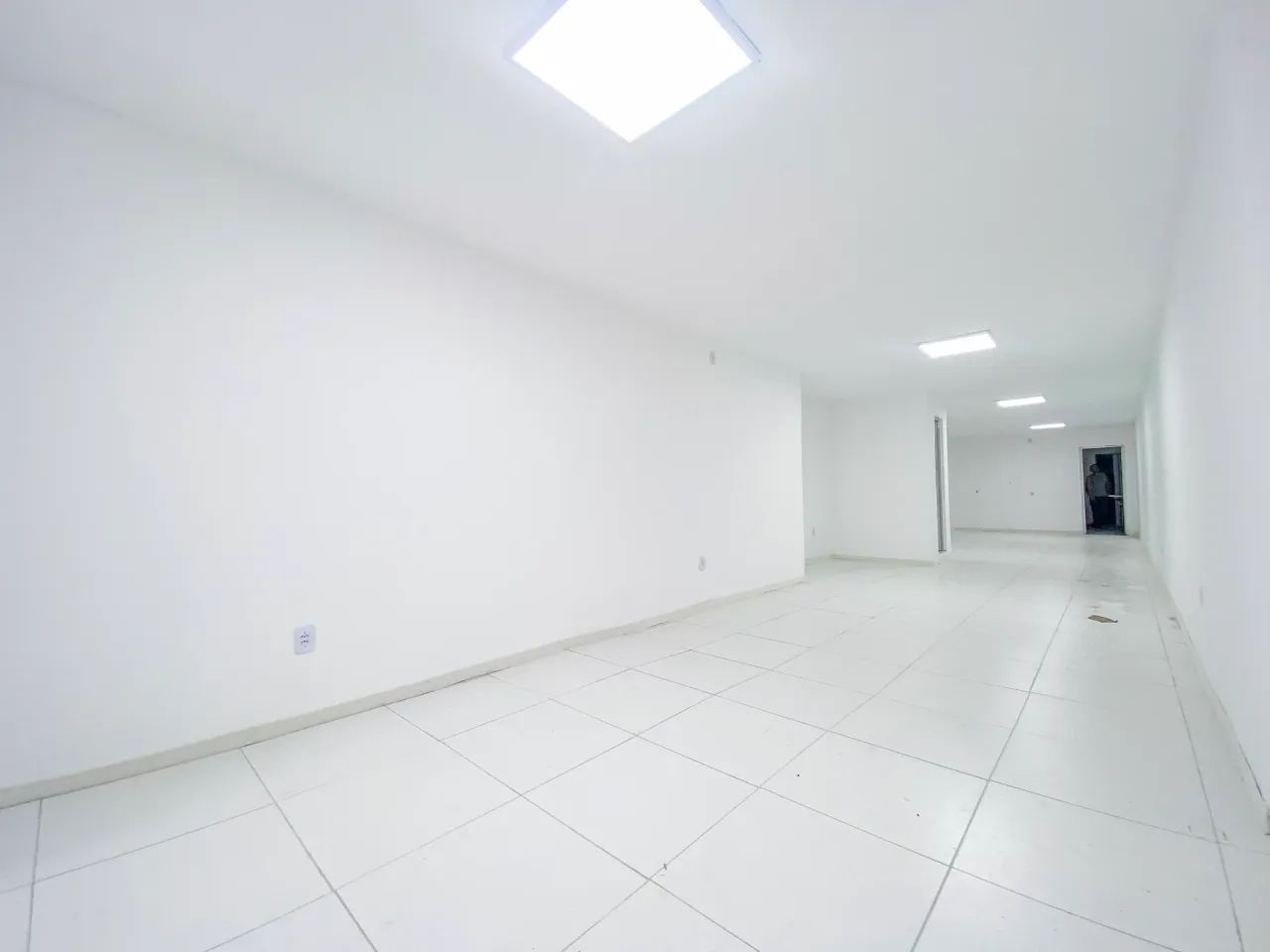 LUMIAR ALUGA | PONTO COMERCIAL - GUAMÁ - Foto 2