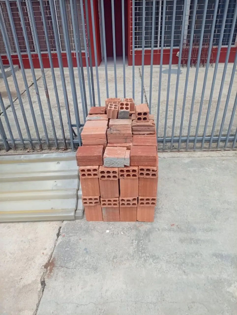 Bricks65049953390338120