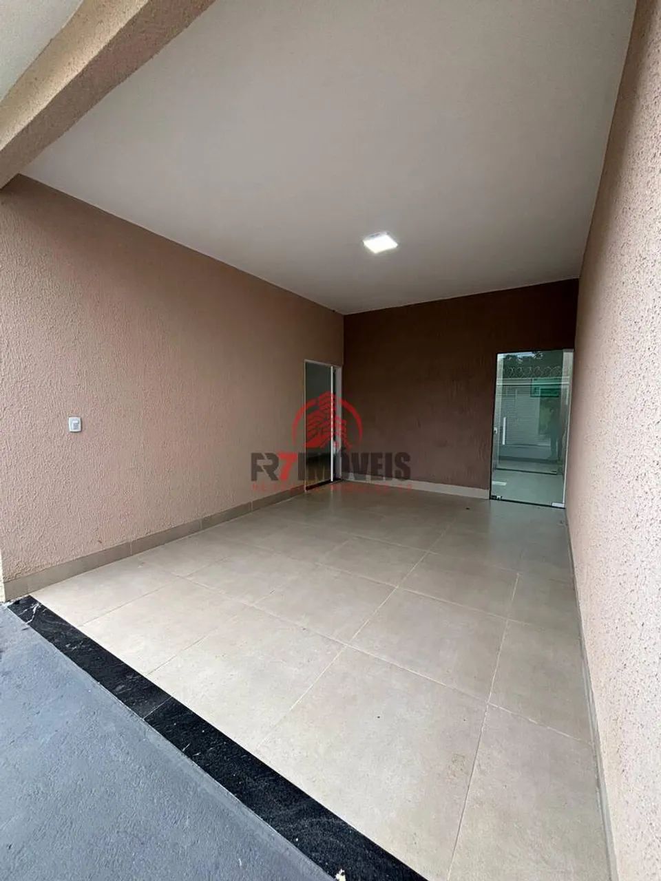 Casa com piscina e 3 quartos no Setor Parque das Flores, em Goiânia - Foto 5