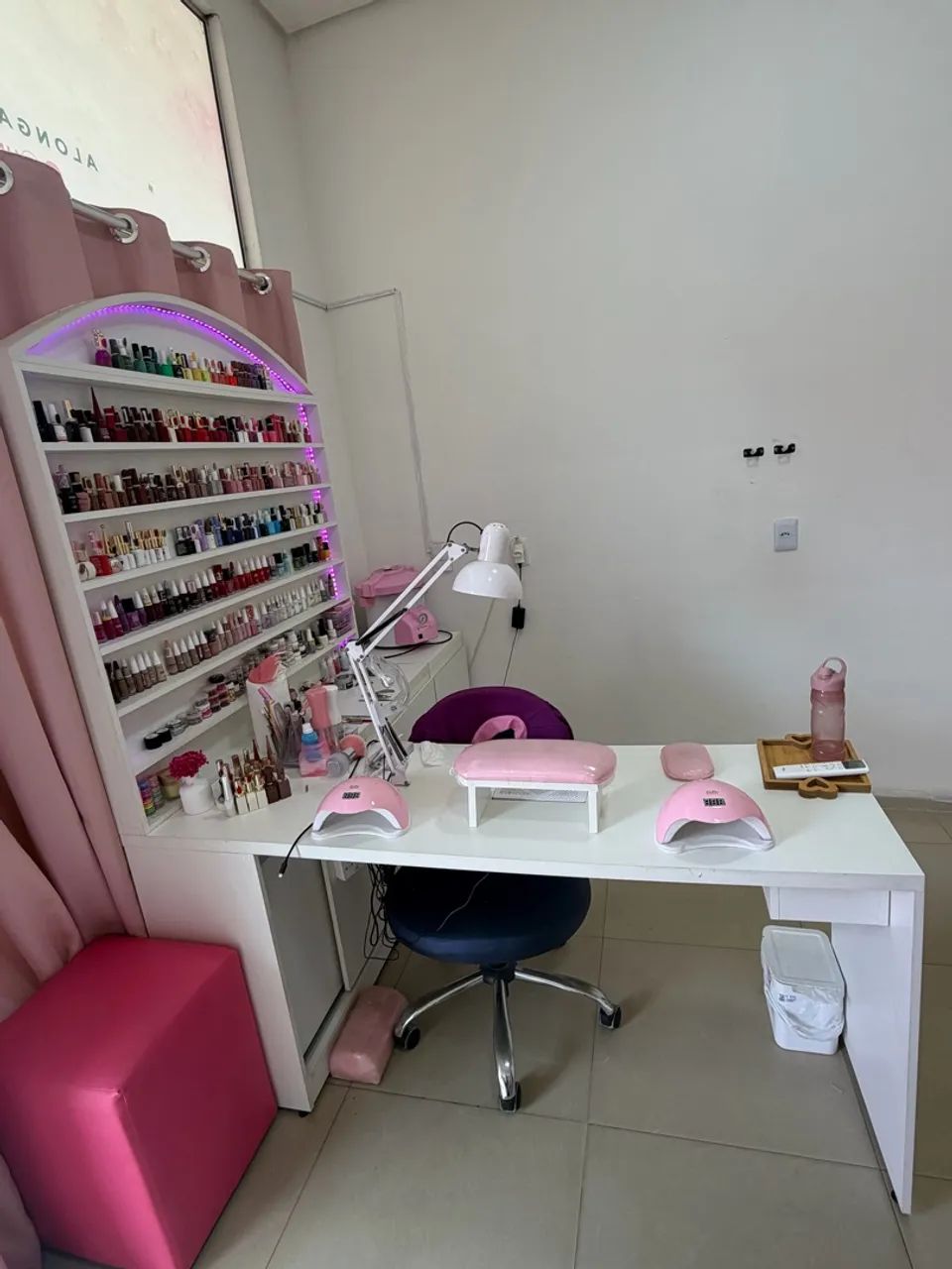 Mesa de manicure 