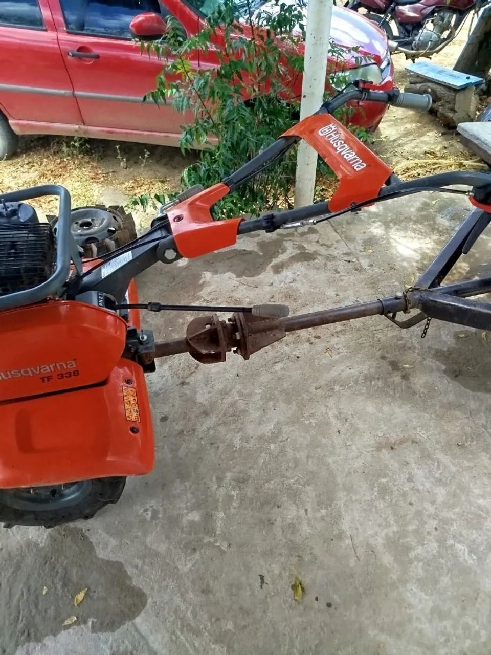 Tratorito Husqvarna TF338 - Foto 3