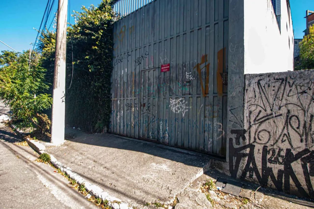 Prédio comercial na Rua Maria Rita Balbino, 89  700 m² - Foto 3