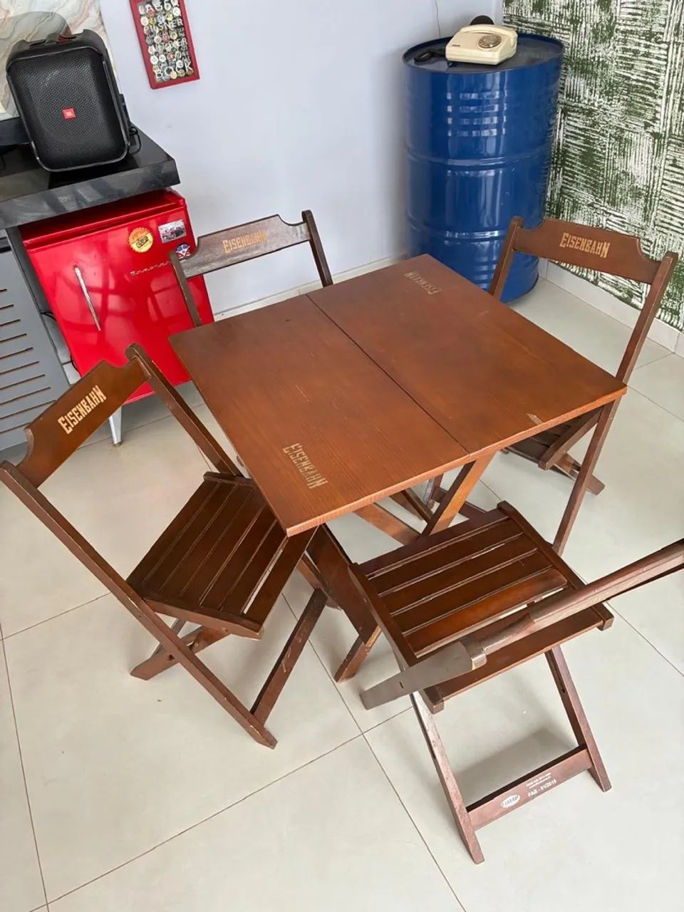 Mesa + 4 Cadeiras Eisenbahn - $350,00