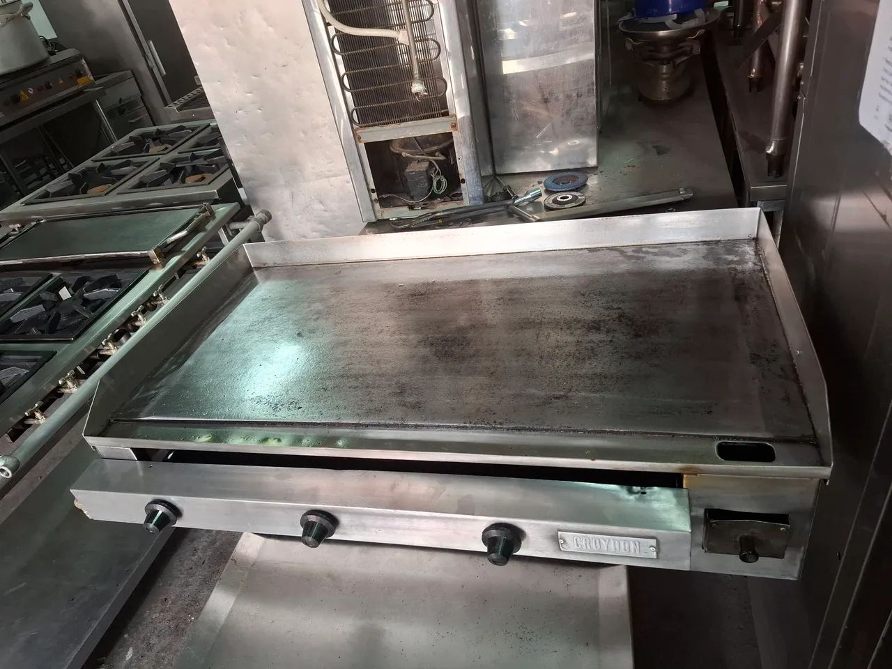 Chapa aco inox croydon 