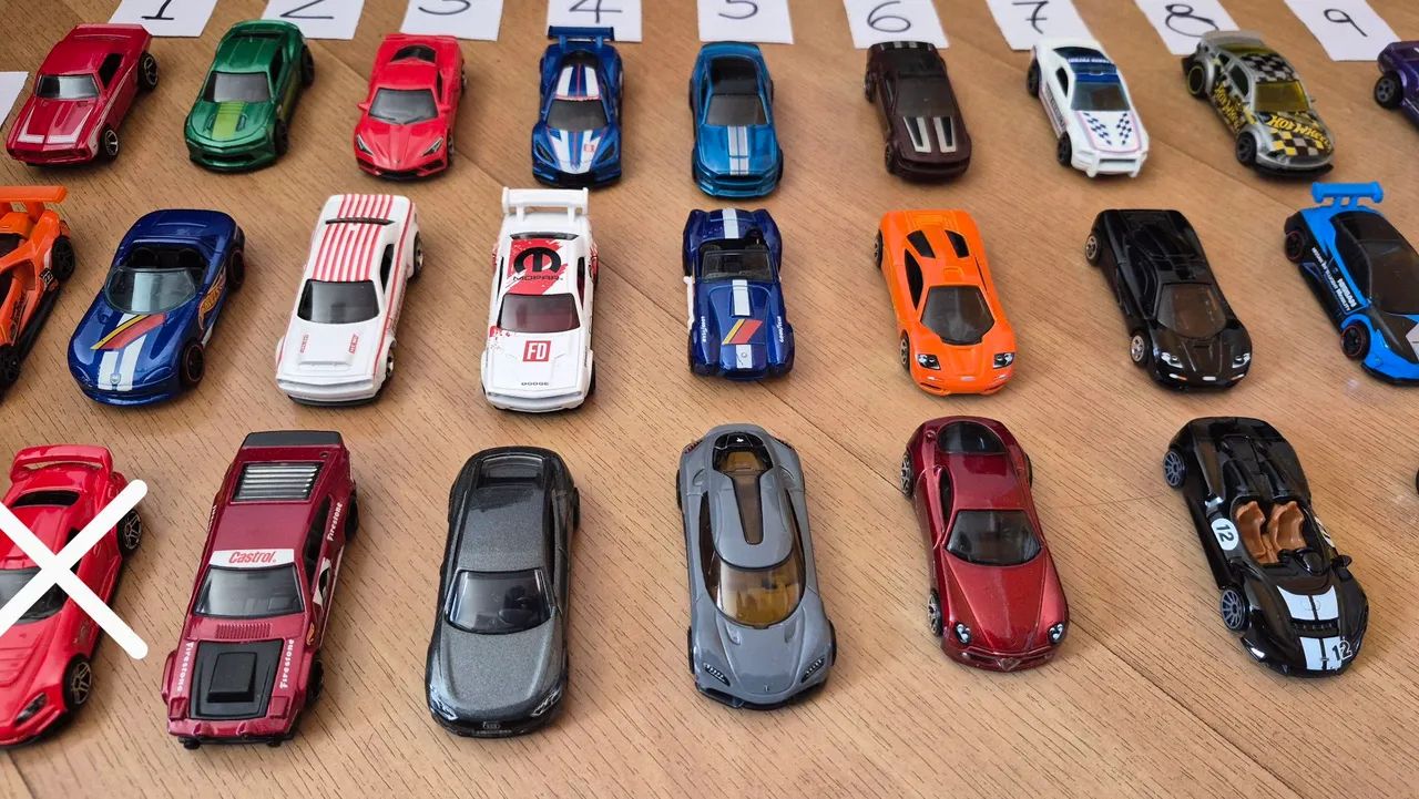 Hot Wheels diversos - R$25 cada (C1 e C2 vendidos) - Foto 3