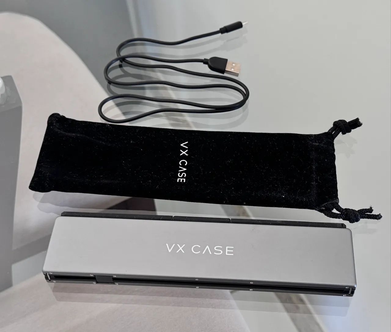 Teclado dobrável Bluetooth VX Case, ideal para celular e tablet.