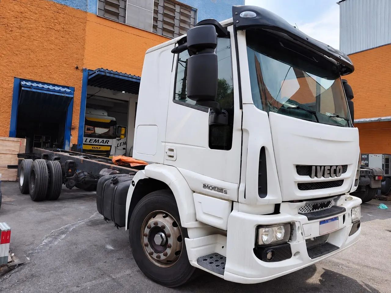 Iveco 240e25s  - Foto 2