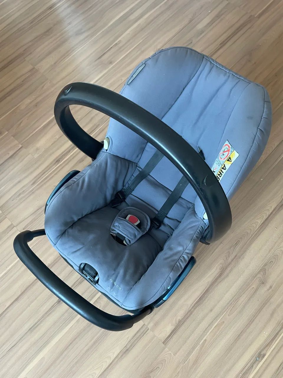 Bebê conforto + base para carro Maxi Cosi - Foto 3