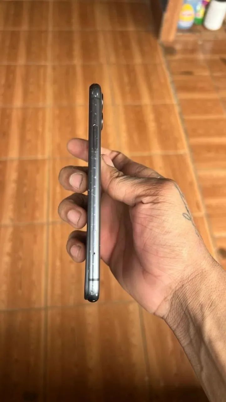 Iphone 11 - Foto 3