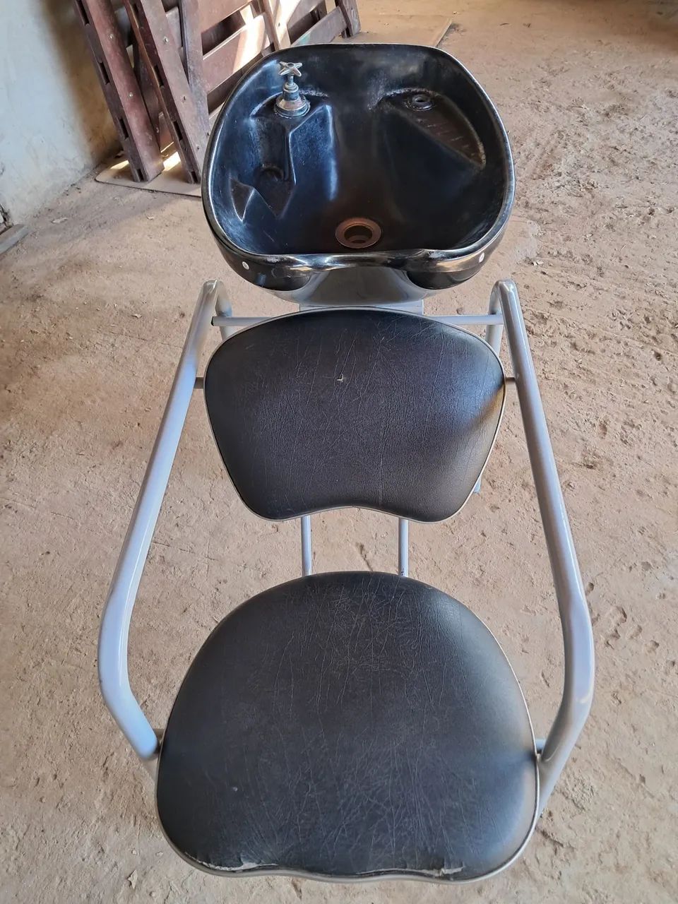 Vende se lavatório para salão 