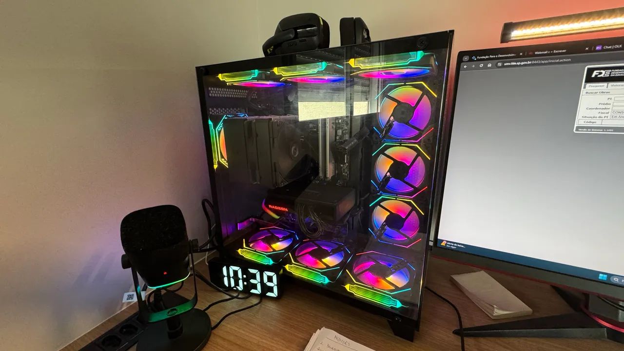 PG GAMER Ryzen 5700x3D, 32 GB, 2TB e RX6750xt