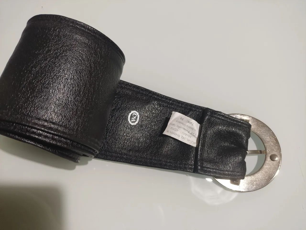 Cinto feminino preto com fivela redonda  - Foto 5