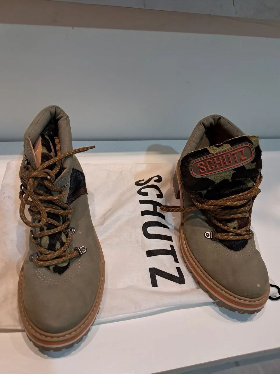 Bota feminina Schutz - Foto 2