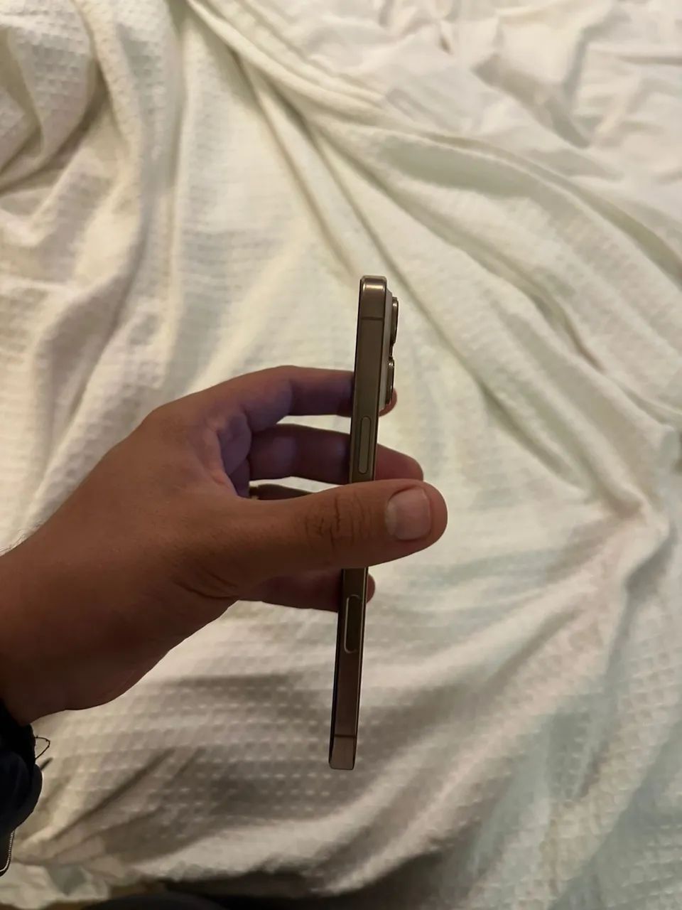 iPhone 16 Pro Max 256GB | Bateria 92% | Novo + Carregador Original