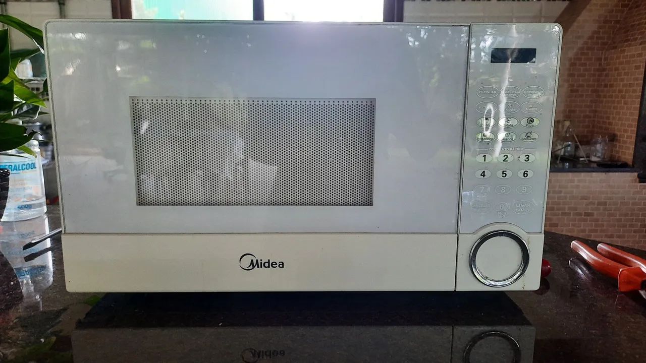 Microondas Midea