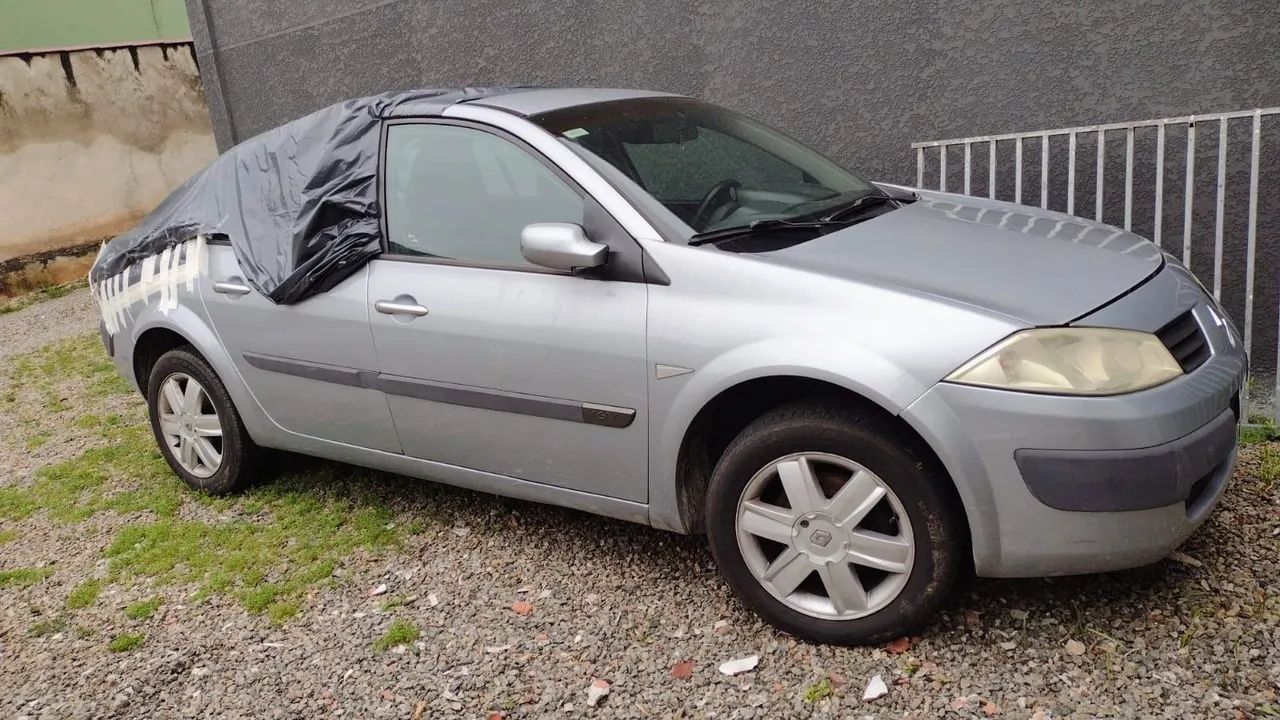 Renault Megane Megane Sedan Dynamique Hi-Flex 1.6 16V 2007