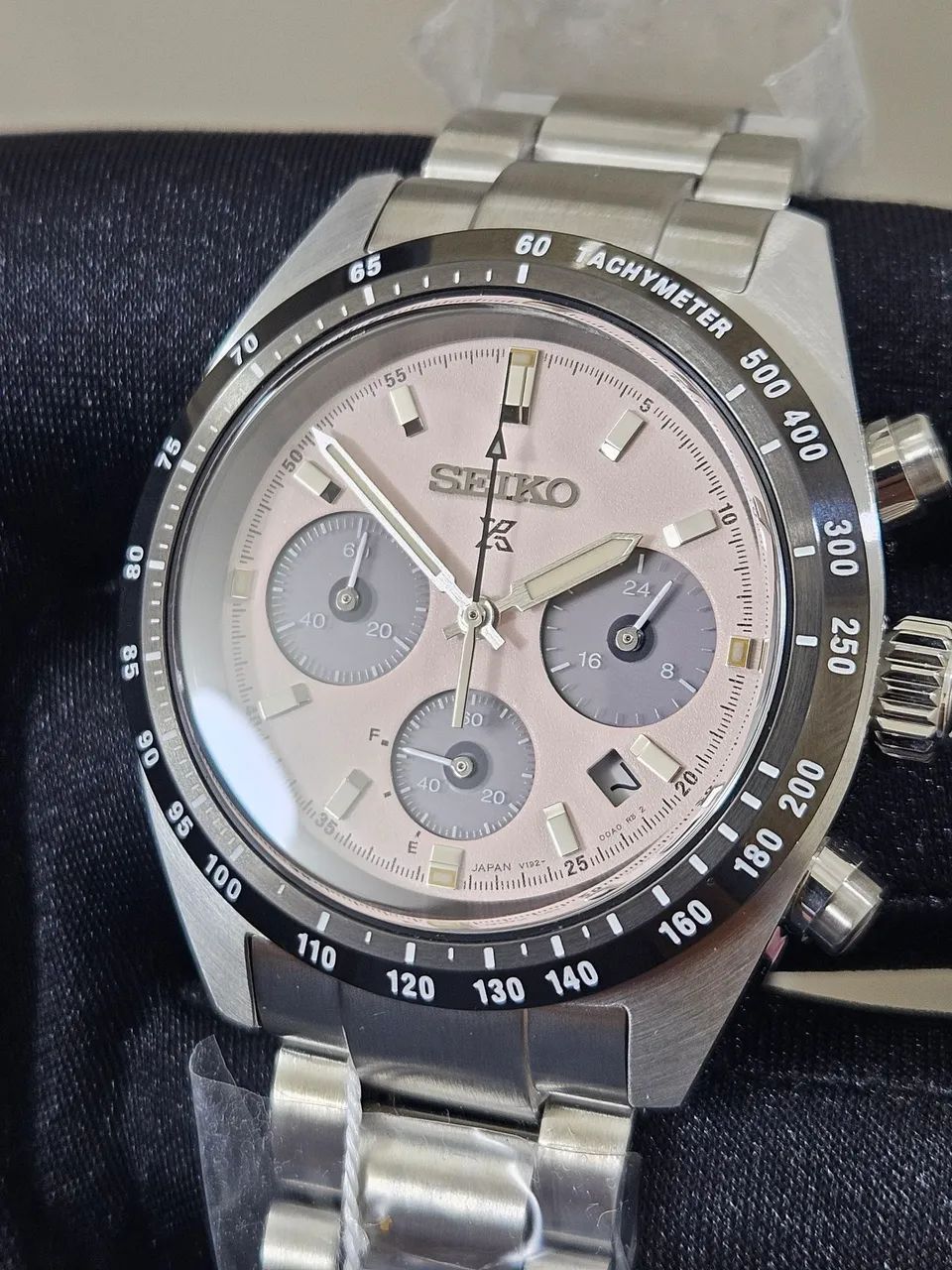 Relógio Seiko speedtimer panda salmão  - Foto 5