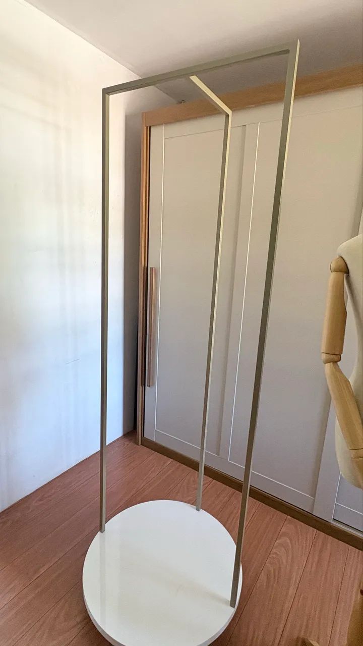 Manequim + suporte  - Foto 4