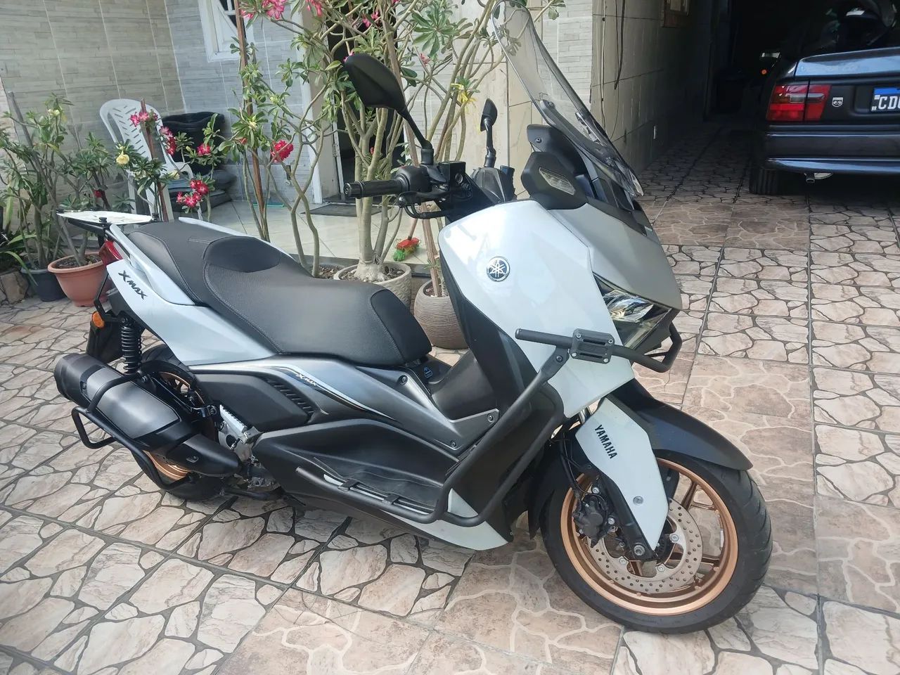 XMAX 300 CONECT 2026 COM 1.600KMS - Foto 5