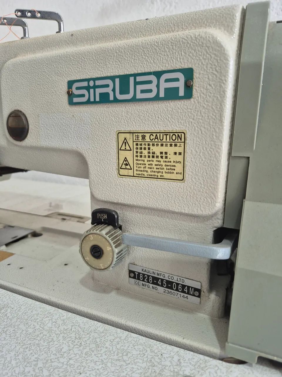 Maquina de costura - Foto 3