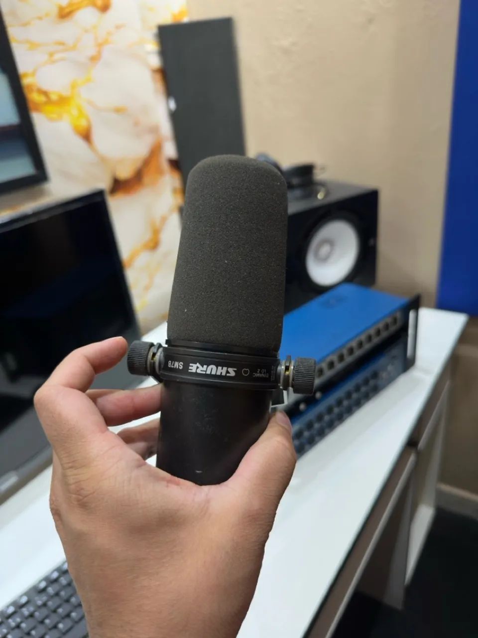 Vendo microfone Shure sm7b  - Foto 4