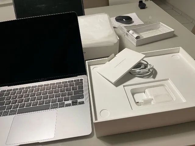 MACBOOK Pouco Usado