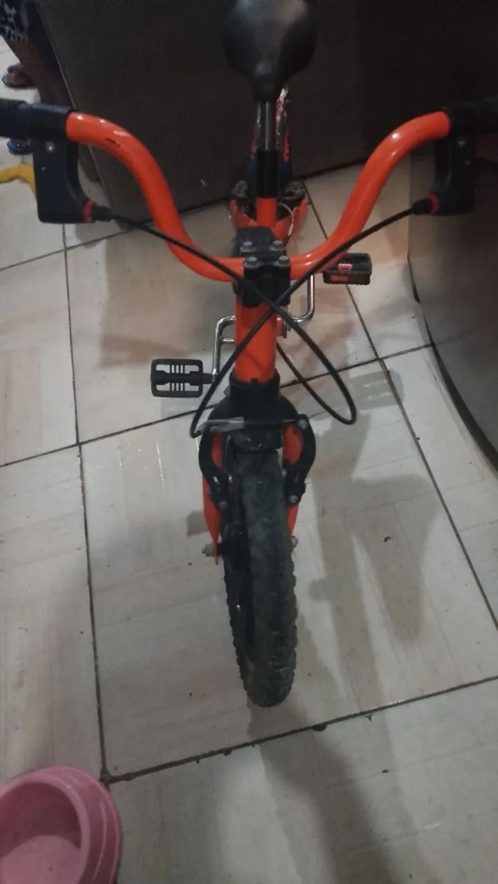 Bicicleta infantil aro 16 - Foto 4