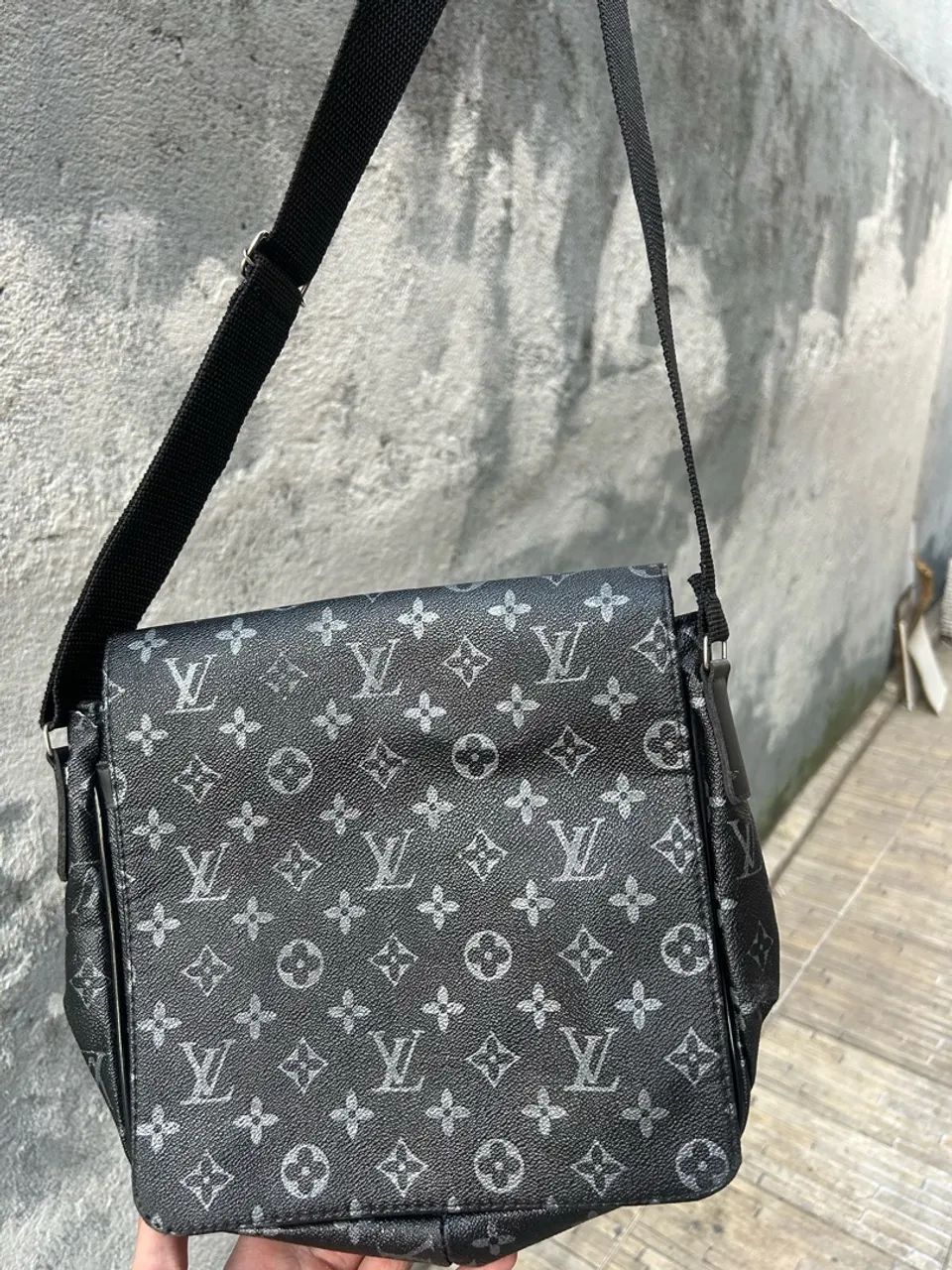 Bolsa transversal preta