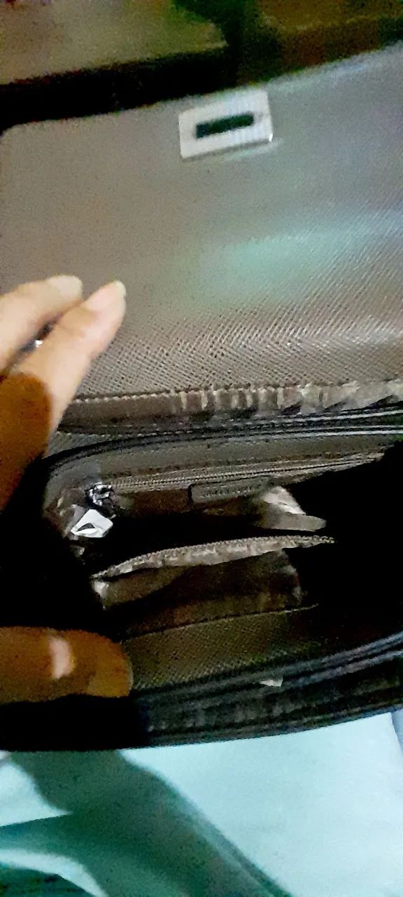 Bolsa marron santa lolla com divisórias internas  - Foto 3