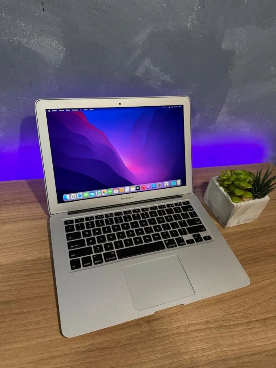MacBook Air i5 - | 8GB RAM | 128GB SSD