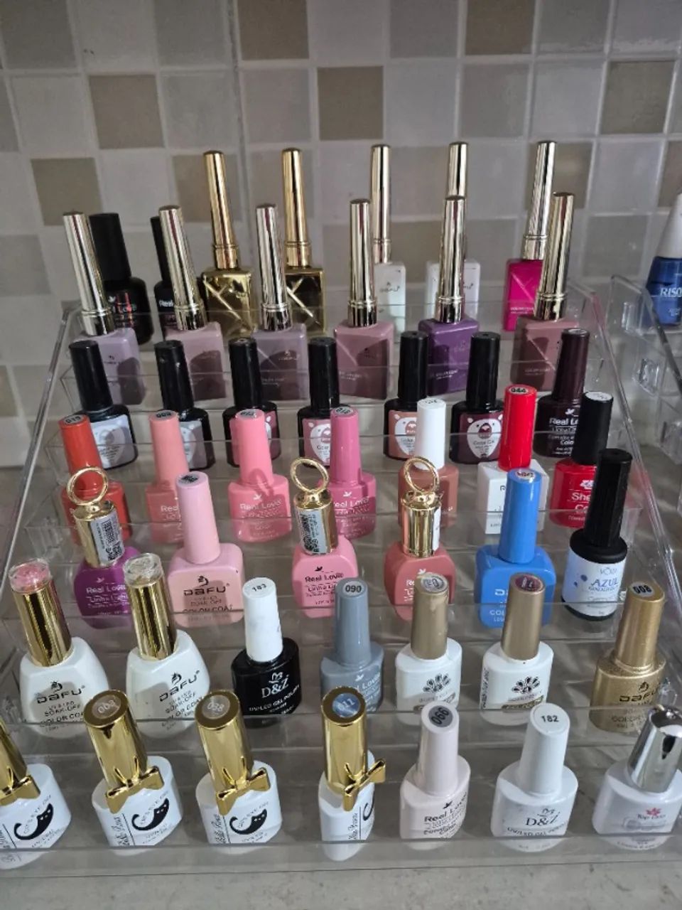 Expositor de esmaltes, em acrílico, sete andares. - Foto 2